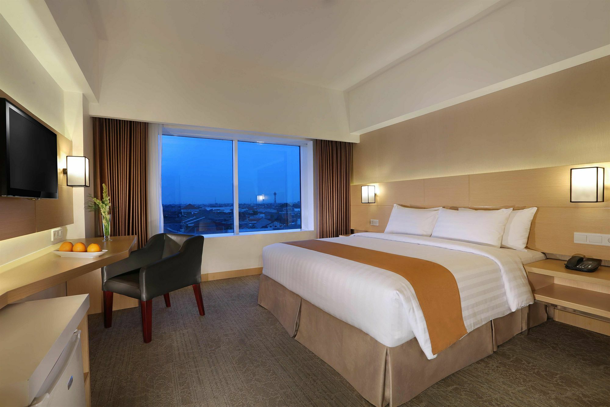 Golden City Hotel And Convention Center - Chse Certified Semarang Bagian luar foto